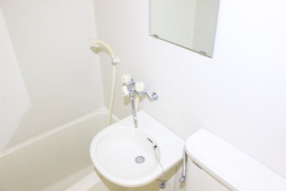 洗面設備　※別部屋の写真です