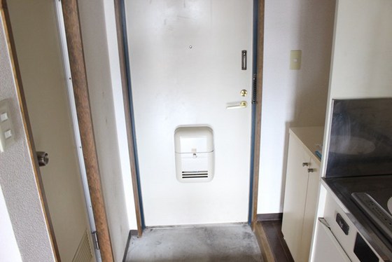 玄関　※別部屋の写真です