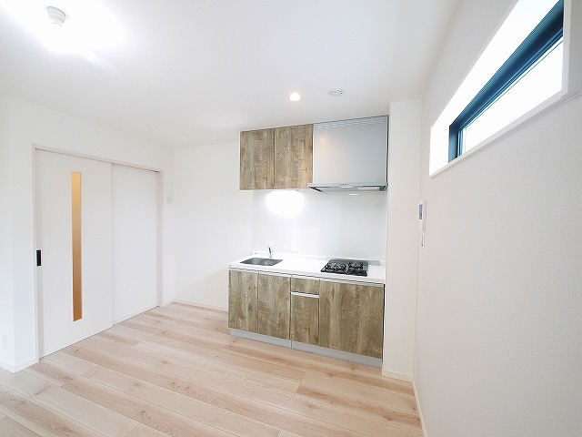 居室・リビング　ゆったり過ごせる居間です