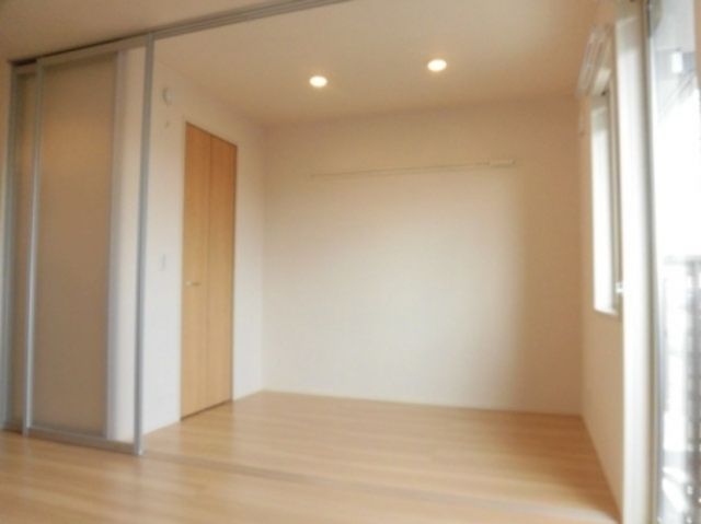 居室・リビング　他号室。参考写真