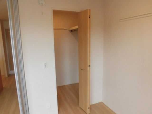 収納　他号室。参考写真