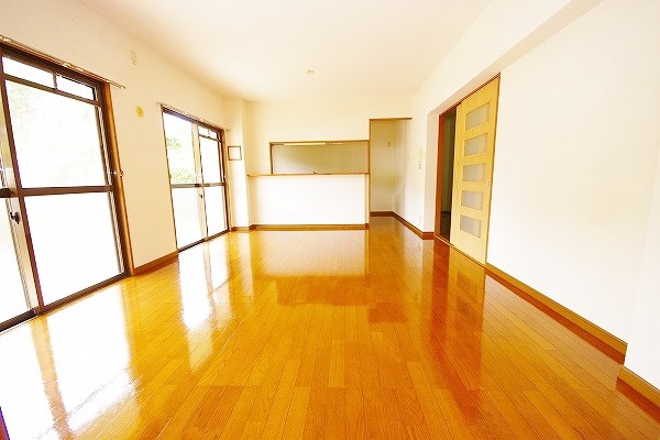 居室・リビング　★LDK12帖★