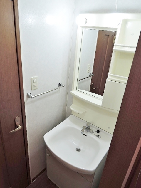 洗面設備　あると便利な独立洗面台