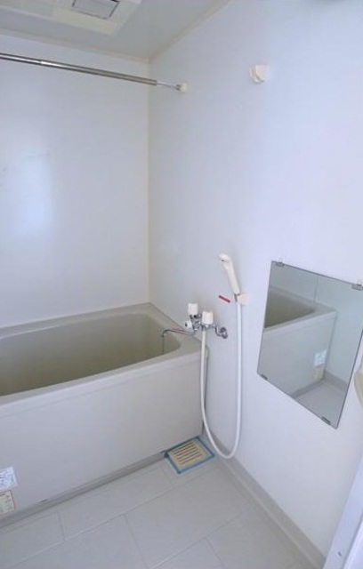 バス・シャワールーム　バスルーム