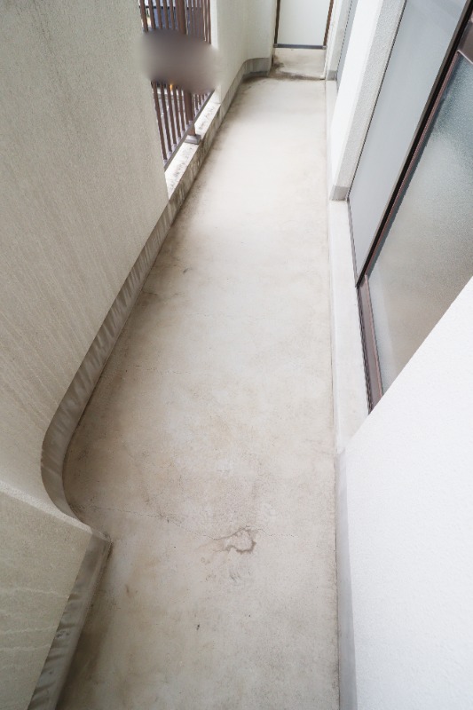 バルコニー　図面と現状に相違がある場合には現状を優先