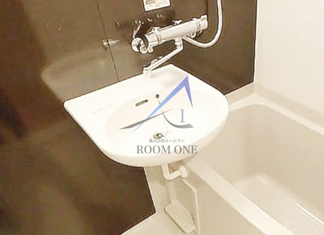 洗面設備　洗面台です。