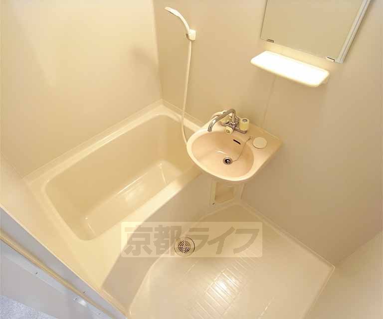 バス・シャワールーム　バス