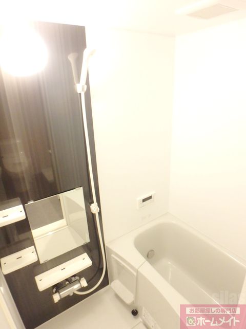 バス・シャワールーム　同メーカー施工例。