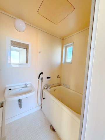 バス・シャワールーム　日々の暮らしに欠かせないお風呂です