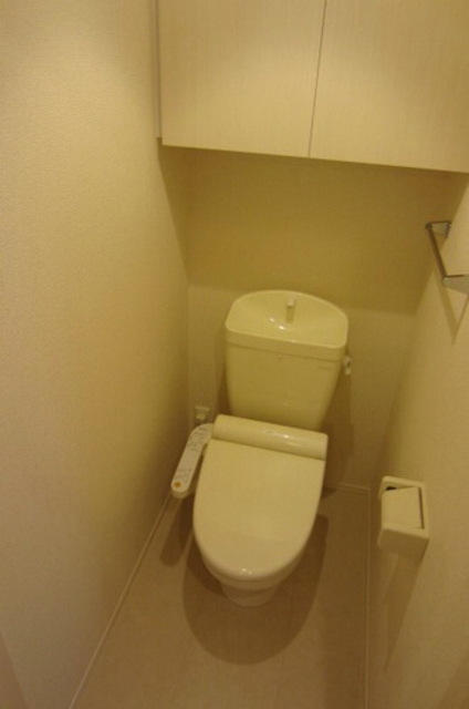 トイレ　シャワートイレ完備