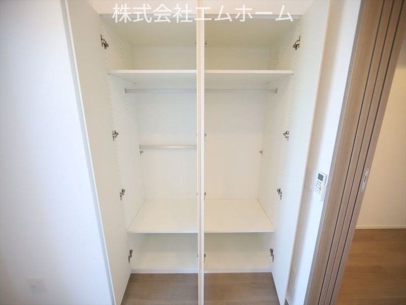 収納　クローゼット（収納充実してます）