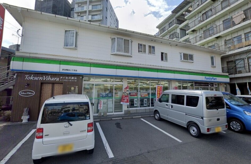 コンビニ　ファミリーマート鴨池二丁目店（コンビニ）まで384m