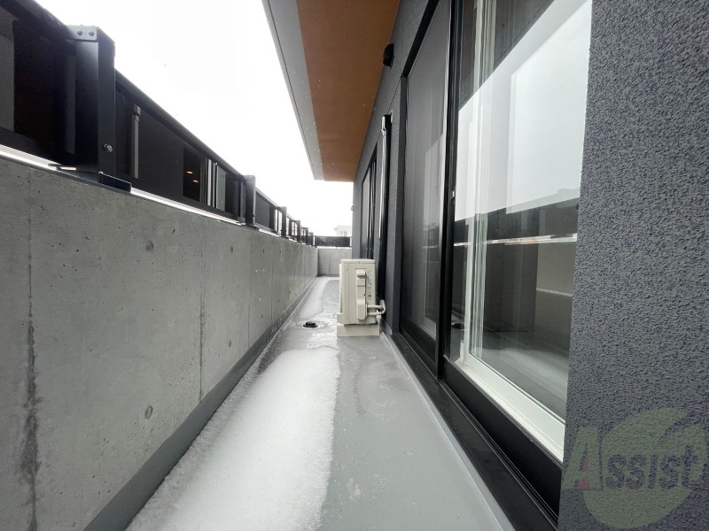 バルコニー　バルコニーです。洗濯物を干したり一息ついたりできますね！