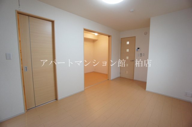 居室・リビング　※別号室参考写真です ※現況優先