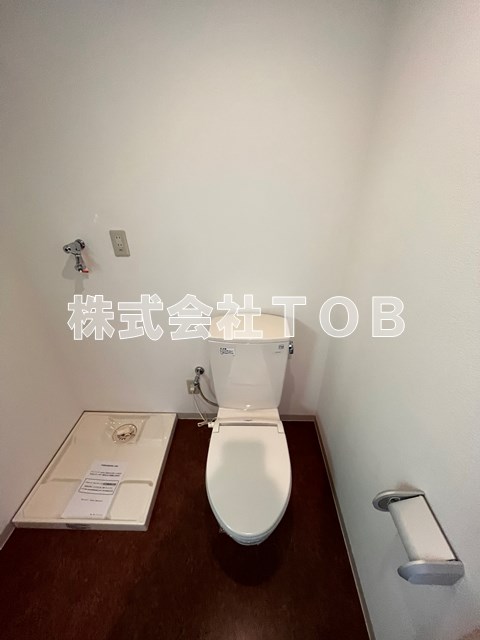 トイレ　※別号室同間取り参考写真