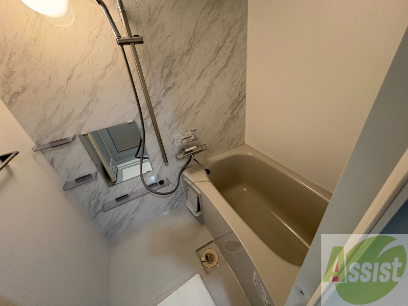 バス・シャワールーム　お風呂になります。一日の疲れを癒してくださいね。