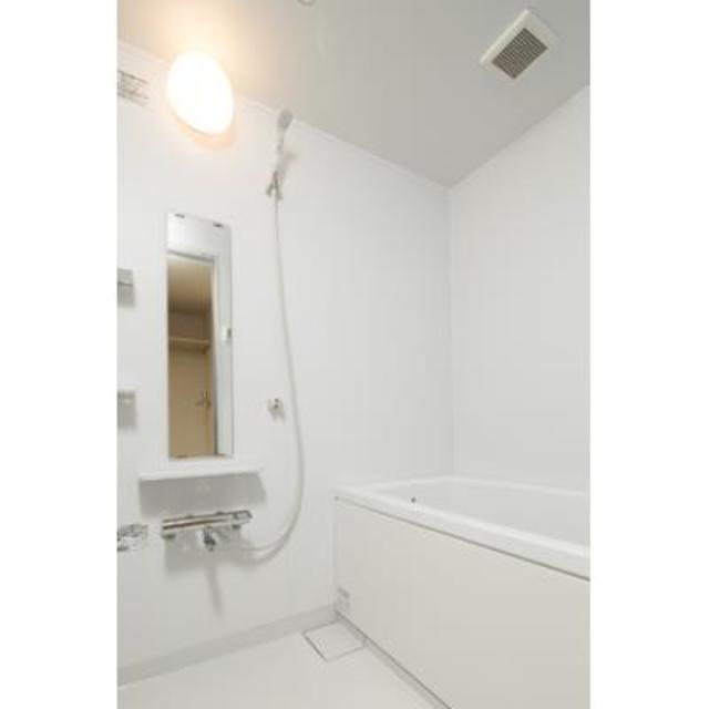 バス・シャワールーム　※写真は同タイプ住戸です。