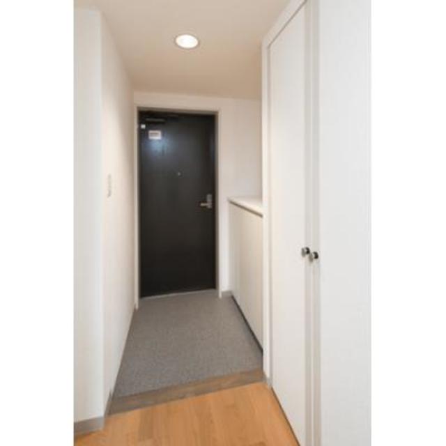 玄関　※写真は同タイプ住戸です。