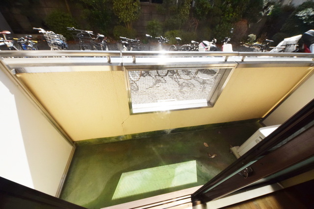 バルコニー　～洗濯物干そう～