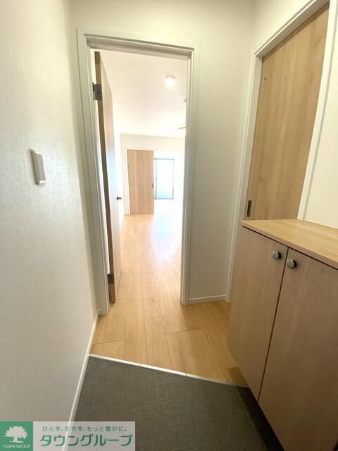 玄関　お問合せはタウンハウジングまで！※現地待合わせ相談可能