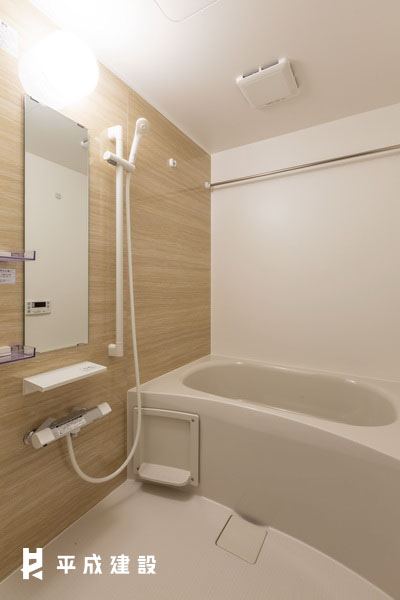 バス・シャワールーム　追い焚き機能付き