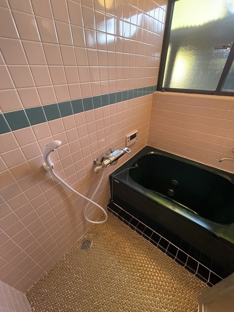 バス・シャワールーム　浴室