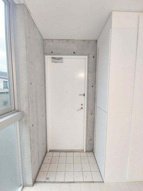 玄関　同仕様参考写真