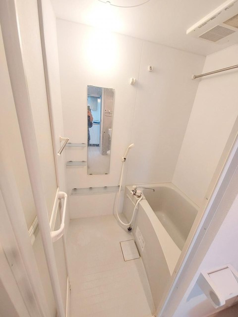 バス・シャワールーム　同仕様参考写真