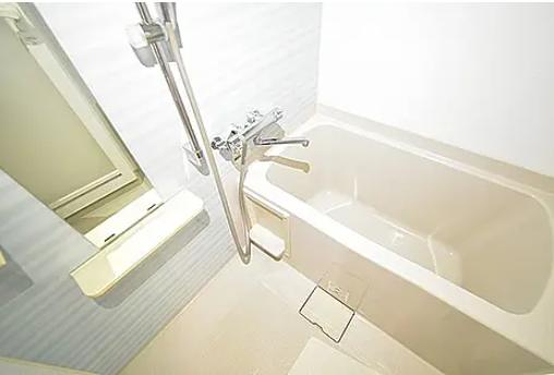 バス・シャワールーム　風呂