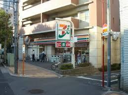 コンビニ　セブンイレブン 豊島東池袋5丁目店（コンビニ）まで335m
