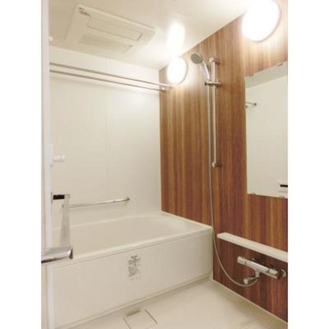 バス・シャワールーム　※写真は同タイプ住戸です。