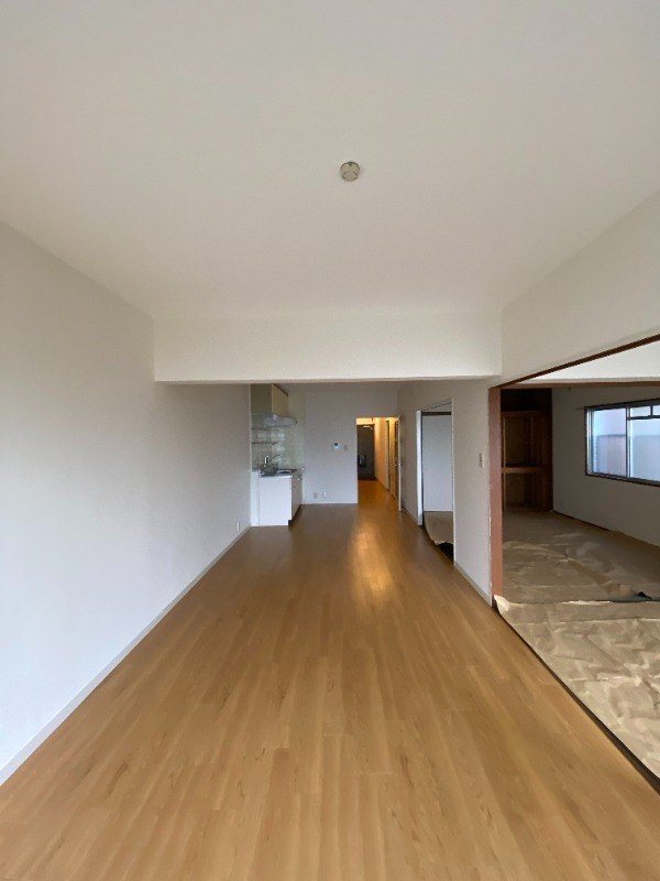 居室・リビング　別号室イメージ