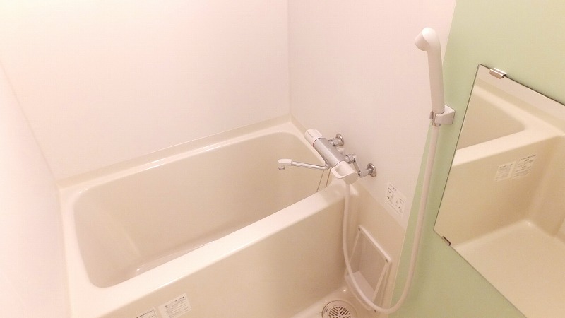 バス・シャワールーム　浴室乾燥機付き