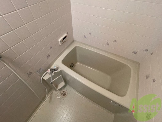 バス・シャワールーム　追焚機能が付いているので、寒い冬もすぐに体が温まりますね。