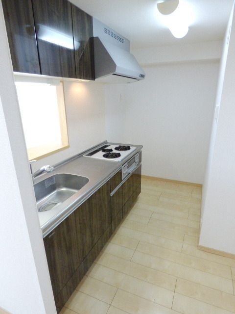 キッチン　３口ガスシステム・グリル付き★