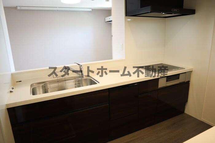 キッチン　キッチンでお料理をお楽しみください