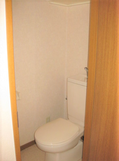 トイレ　コンパクトで使いやすいトイレです