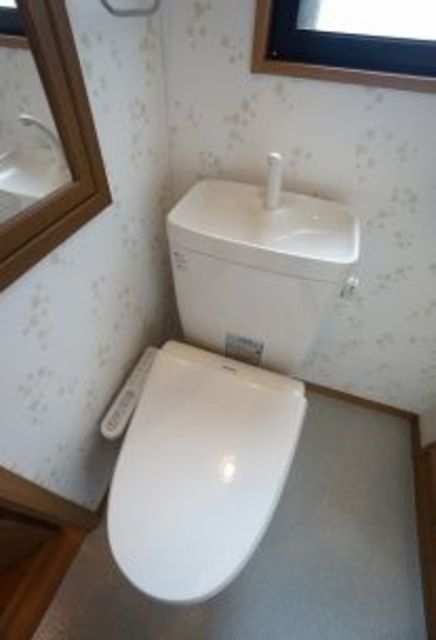 トイレ　現況優先です。写真は他の部屋です。