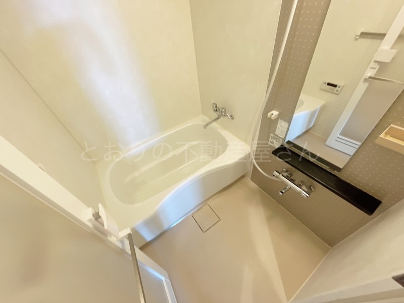 バス・シャワールーム　バスルーム