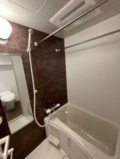 バス・シャワールーム　バスルーム