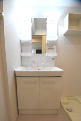 洗面設備　独立洗面化粧台付き☆