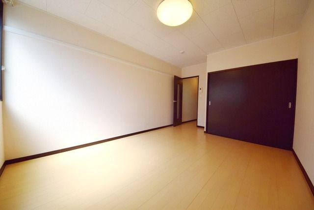 居室・リビング　洋室