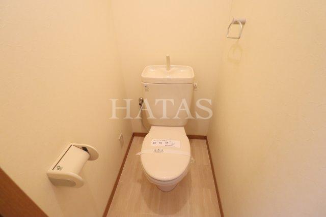 トイレ　同物件別部屋です（間取り反転）