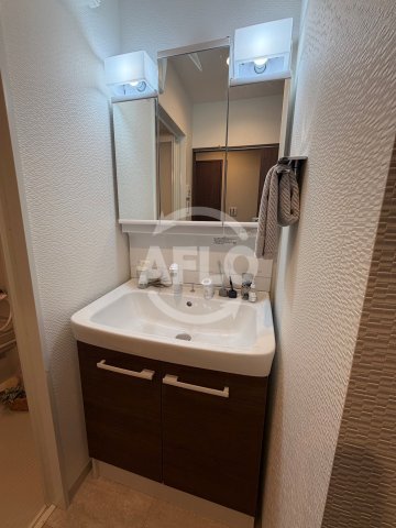 洗面設備　LEGALAND+猫 MIYAKOJIMA　独立洗面台