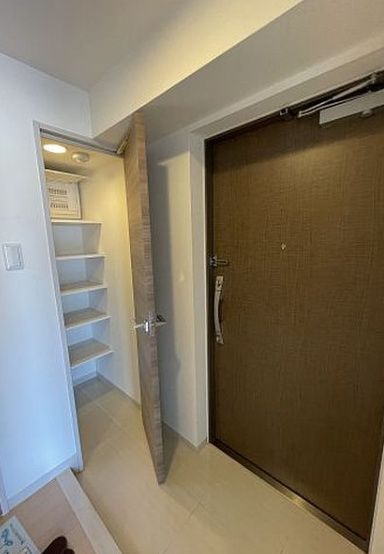 玄関　☆広々玄関☆