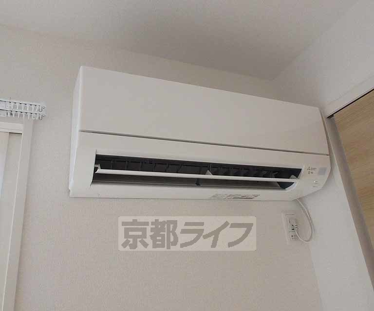 その他設備　エアコン標準装備