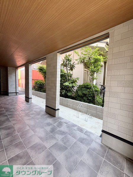 ロビー　エントランス