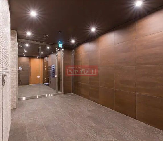 エントランス　エントランス