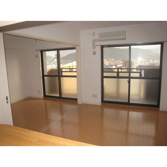 居室・リビング　別部屋参考写真