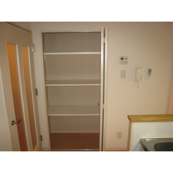 収納　別部屋参考写真